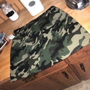 Camo skirt